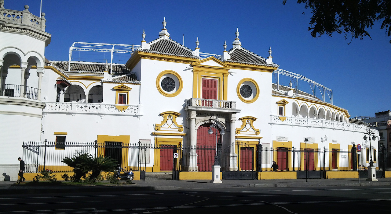 Plaza de toros de la Real Maestranza. Plaza de toros de la Real Maestranza.