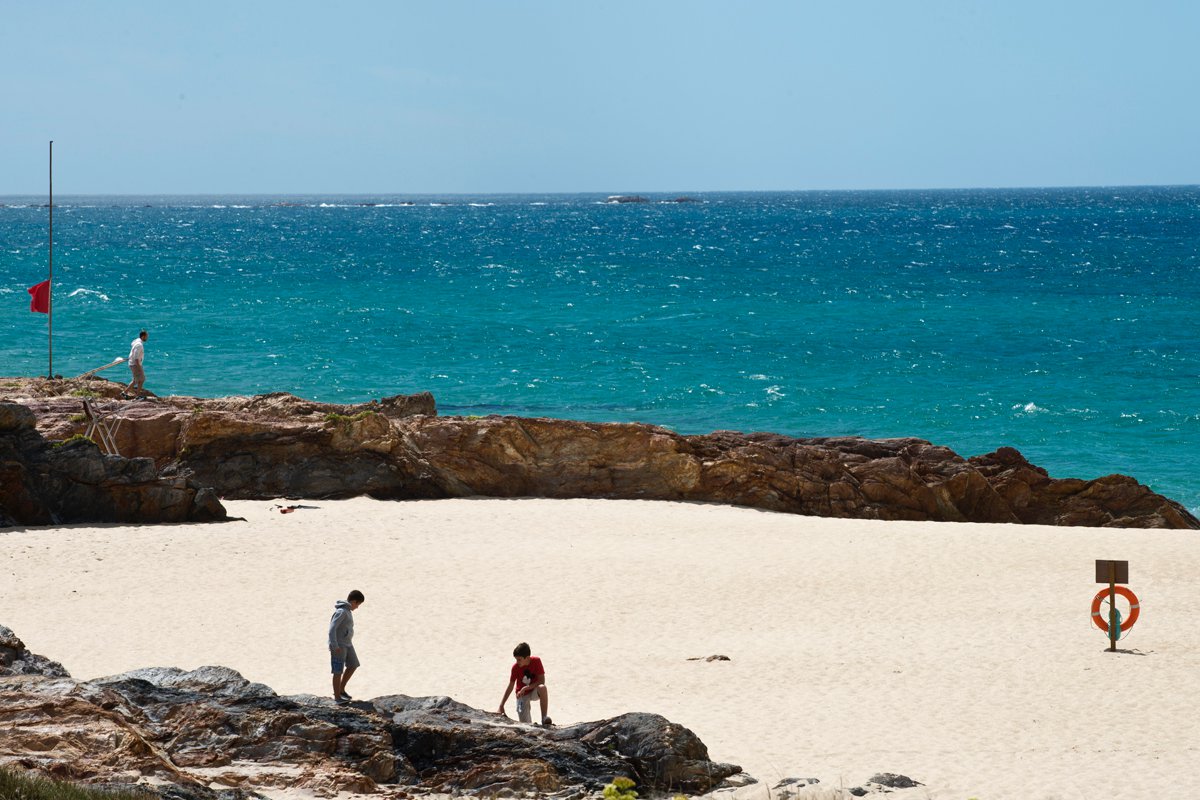 Chiringo As Furnas (Xuño): playa de Xuño Chiringo As Furnas (Xuño): playa de Xuño