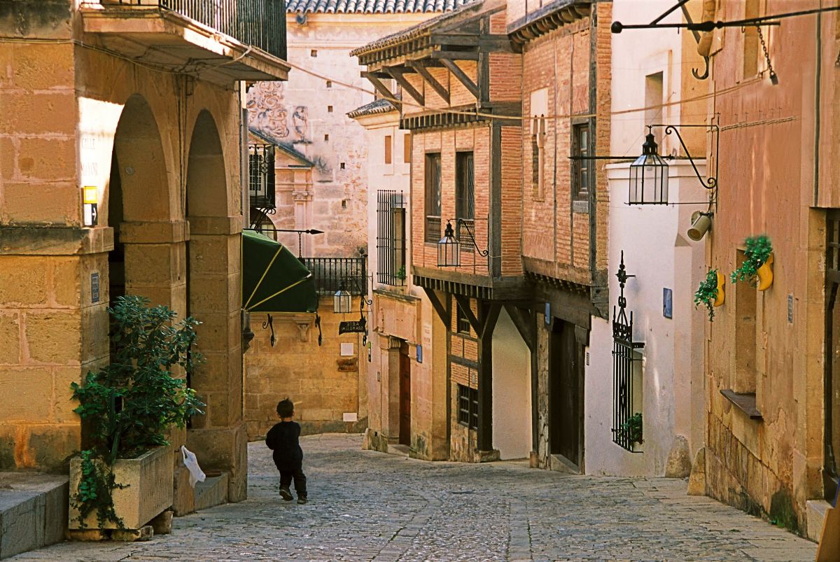Un paseo a primera hora por el centro histórico. Foto: Shutterstock. Un paseo a primera hora por el centro histórico. Foto: Shutterstock.