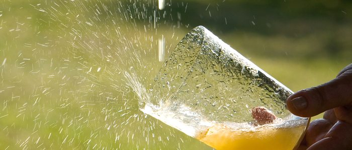 Culín de sidra escanciándose. Culín de sidra escanciándose.