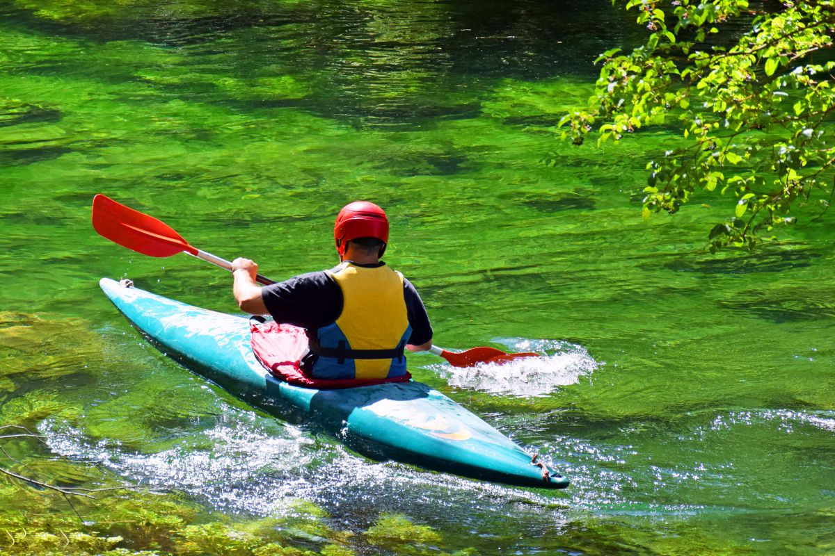 El Alto Tajo es un destino recomendable para el kayak. Foto: Shutterstock. El Alto Tajo es un destino recomendable para el kayak. Foto: Shutterstock.