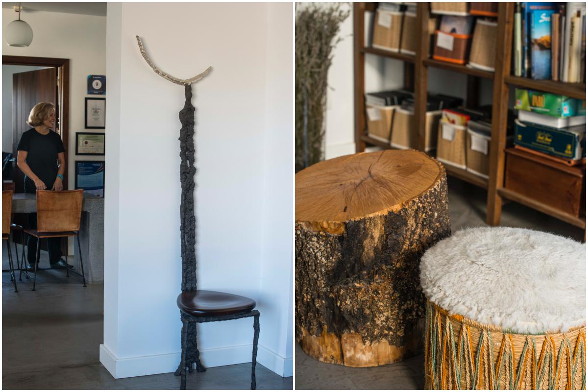 La silla modernista que la pareja compró en Praga. Y los serijos junto a los troncos que recuerdan el aliso. La silla modernista que la pareja compró en Praga. Y los serijos junto a los troncos que recuerdan el aliso.