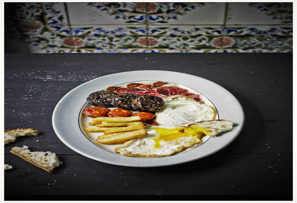 Huevos fritos eco con nocturnidad y alevosía de La Carmencita. Foto: Pablo Zamora (La Carmencita). Huevos fritos eco con nocturnidad y alevosía de La Carmencita. Foto: Pablo Zamora (La Carmencita).