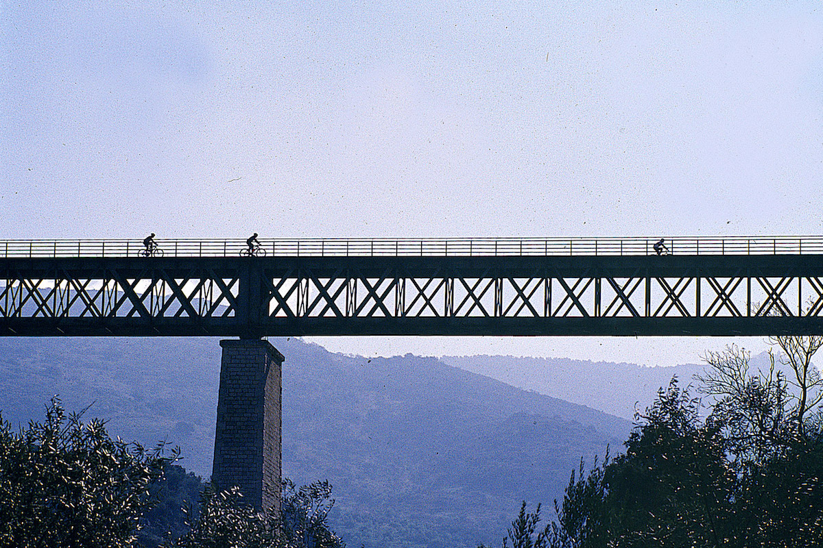 Via Verde del Aceite. Foto: Fundación de los Ferrocarriles Españoles. Via Verde del Aceite. Foto: Fundación de los Ferrocarriles Españoles.