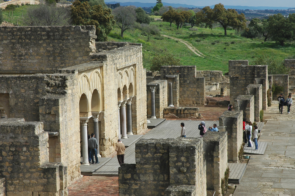 Medina Azahara, a tan sólo 7 kilómetros de la ciudad de Córdoba. Foto: Mamadú Dabó. Medina Azahara, a tan sólo 7 kilómetros de la ciudad de Córdoba. Foto: Mamadú Dabó.