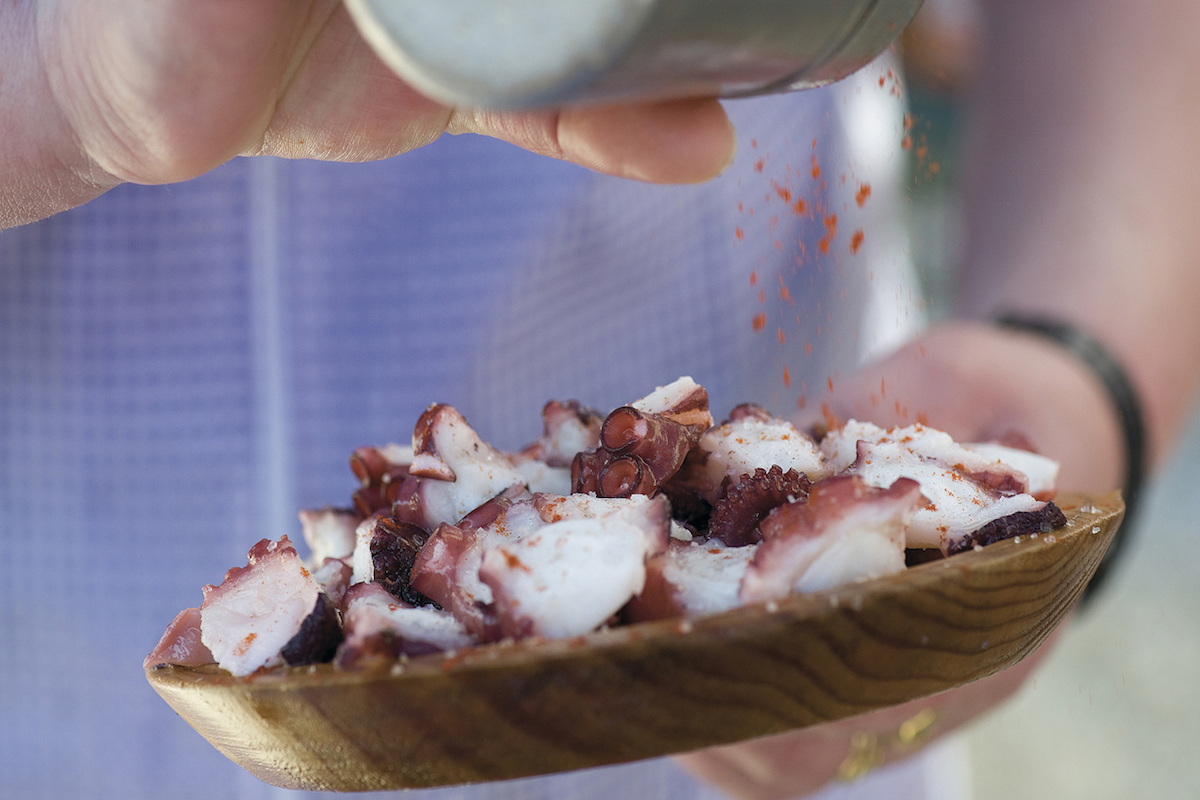 Pulpo a feira. Pulpo a feira.