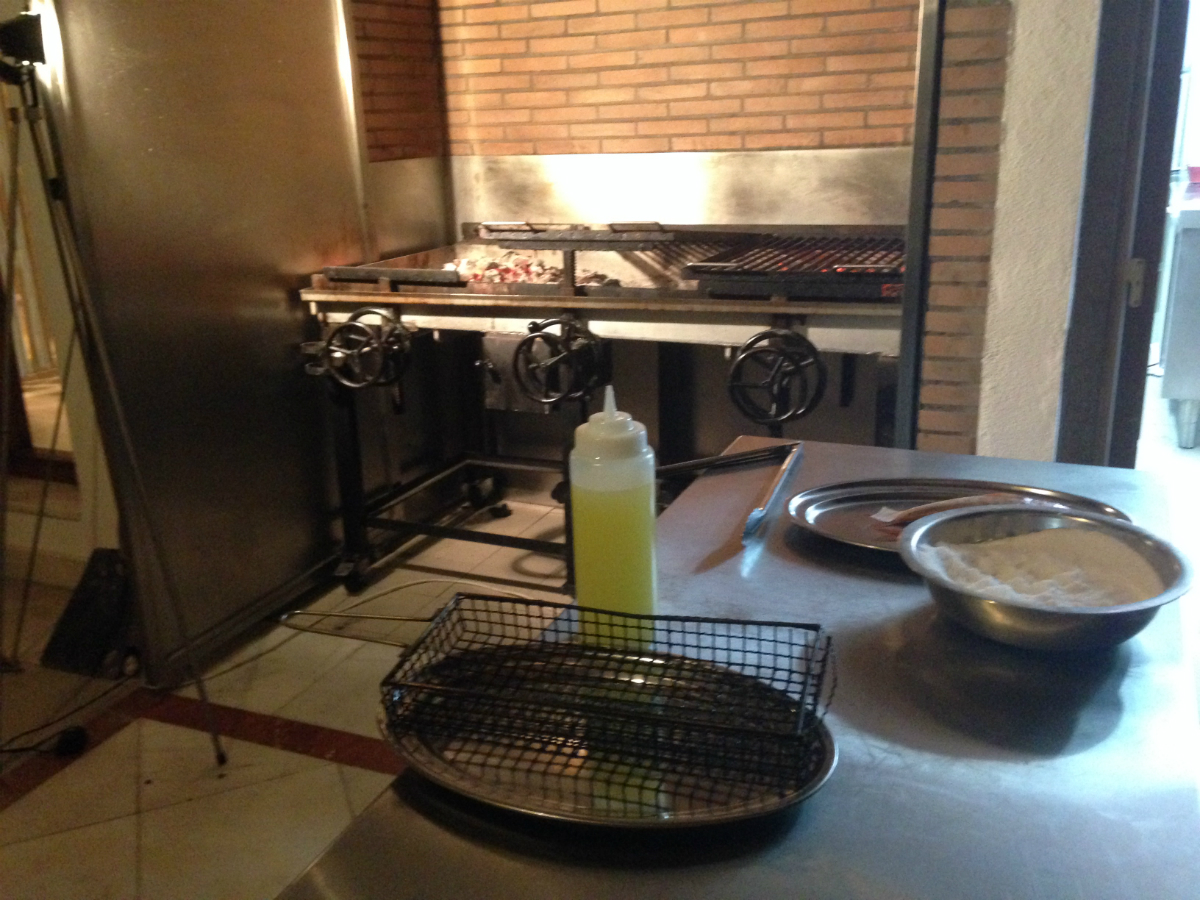 Aquí huele a casa parrilla guipuzcoana. Foto: M.R. Aquí huele a casa parrilla guipuzcoana. Foto: M.R.