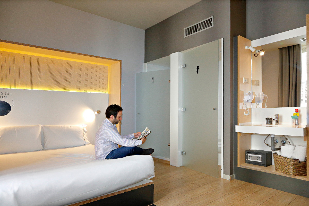 Las habitaciones dobles con baño privado también tienen su lugar en este 'hostel'. Las habitaciones dobles con baño privado también tienen su lugar en este 'hostel'.