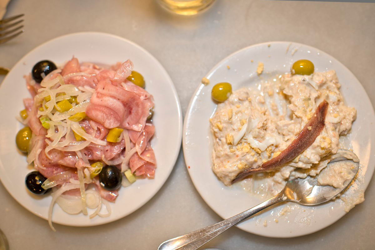 La ensaladilla de 'La Taberna Donostiarra' es uno de los clásicos de la ciudad. La ensaladilla de 'La Taberna Donostiarra' es uno de los clásicos de la ciudad.