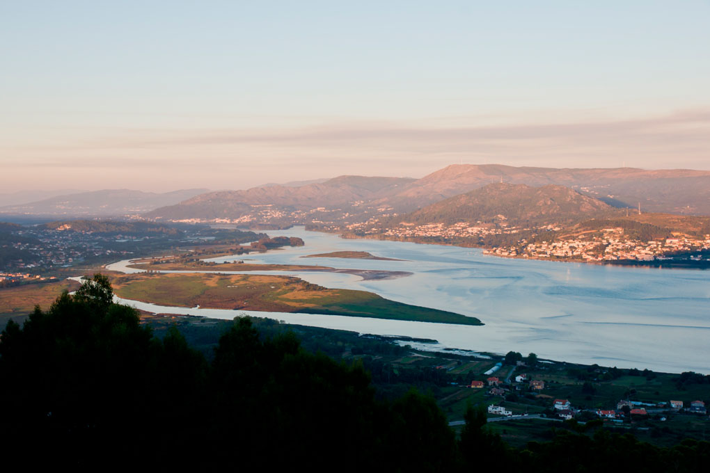 La desembocadura del río Miño, el Océano Atlántico y la costa portuguesa. Foto: shutterstock.com La desembocadura del río Miño, el Océano Atlántico y la costa portuguesa. Foto: shutterstock.com