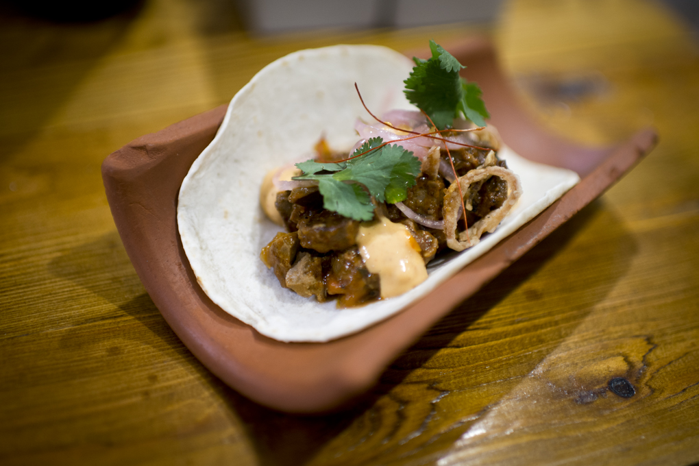 El taco de asadura con salsa de chipotle es uno de los platos con el sabor más potente. El taco de asadura con salsa de chipotle es uno de los platos con el sabor más potente.