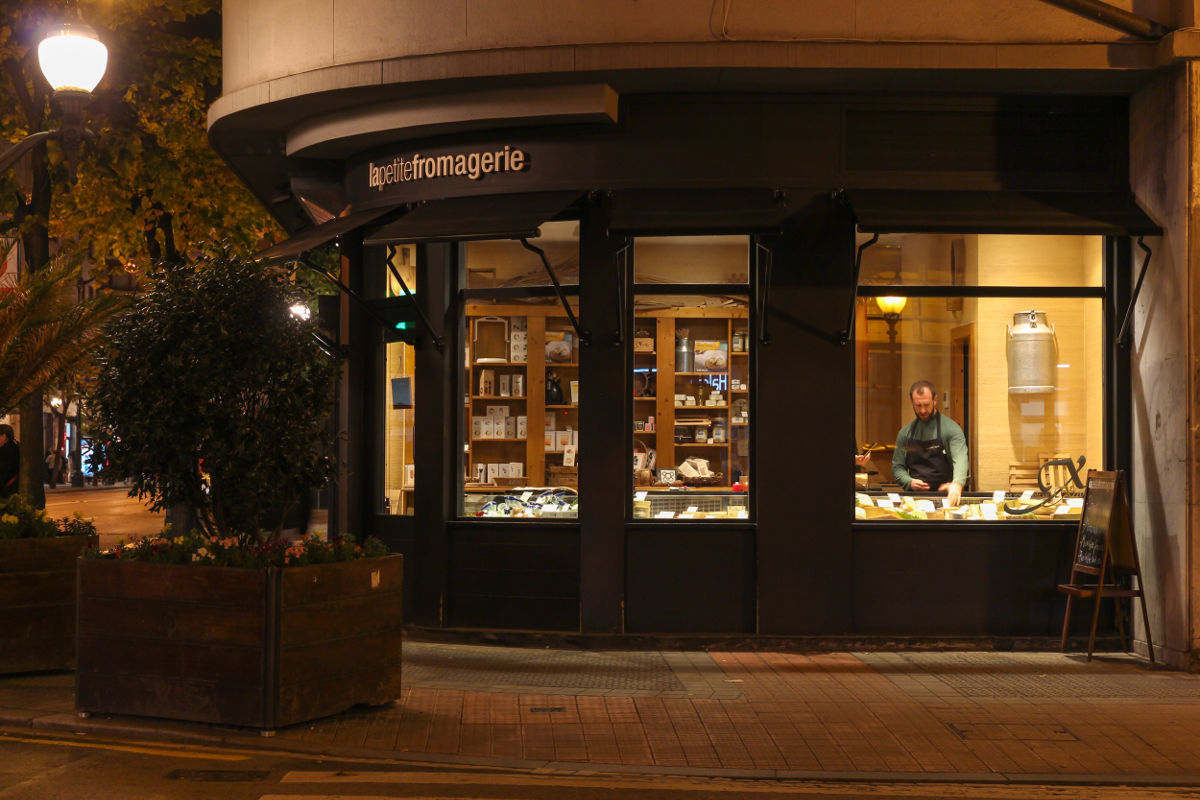 En 'La Petite Fromagerie' encontrarás un queso para cada ocasión. En 'La Petite Fromagerie' encontrarás un queso para cada ocasión.