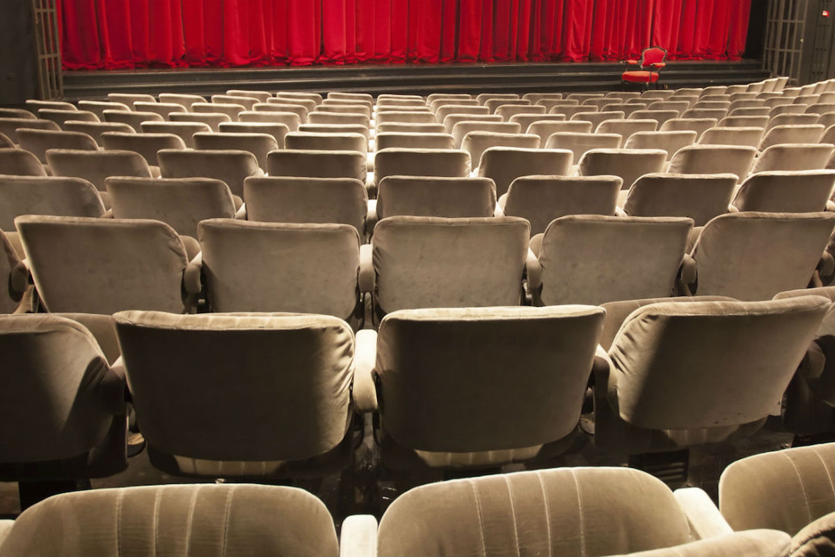Salas pequeñas de teatro. Salas pequeñas de teatro.