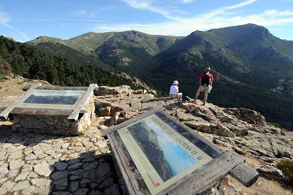 Espectacular mirador de Las Canchas en la sierra. Fotos: Alfredo Merino y Marga Estebaranz Espectacular mirador de Las Canchas en la sierra. Fotos: Alfredo Merino y Marga Estebaranz