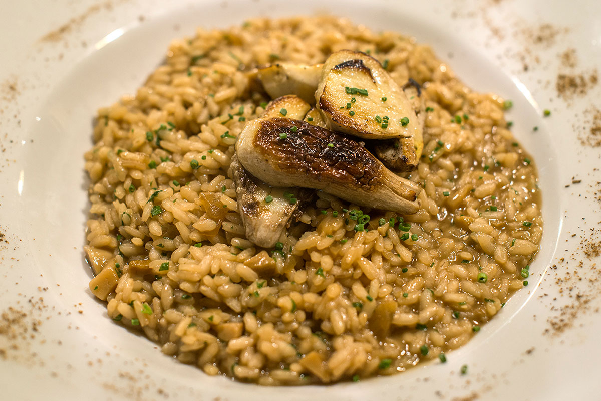 Risotto con hongo a la plancha y queso comté Risotto con hongo a la plancha y queso comté