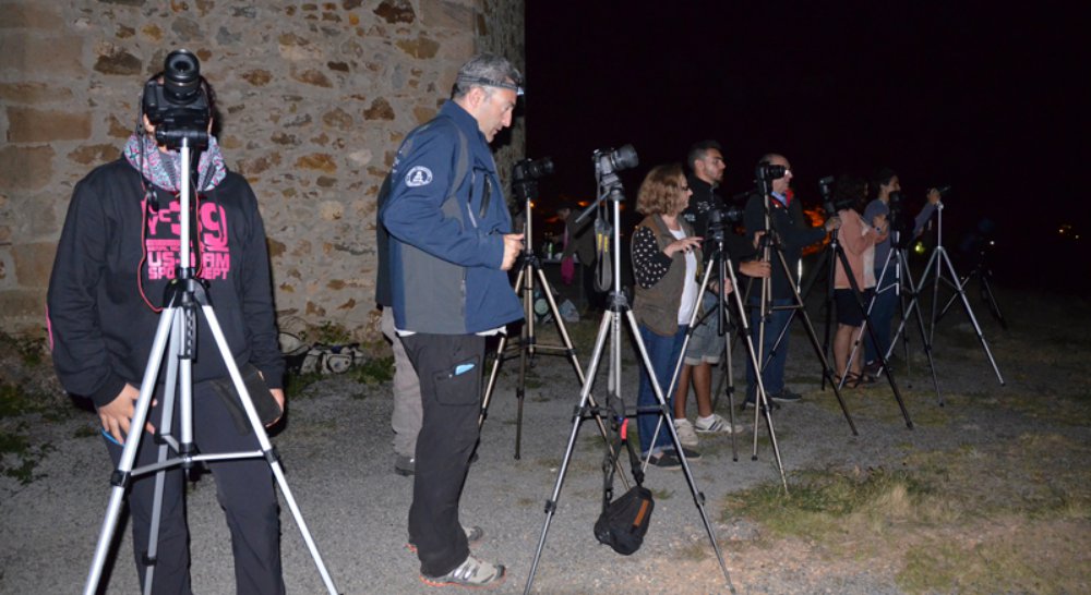 Sierra de Gúdar-Javalambre: Observación de estrellas desde la sierra (con cámaras) Sierra de Gúdar-Javalambre: Observación de estrellas desde la sierra (con cámaras)