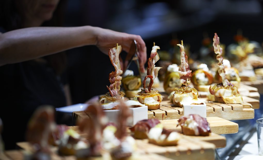 Pintxos de Saburdi. Foto: Erredehierro, Ayto. de Vitoria. Pintxos de Saburdi. Foto: Erredehierro, Ayto. de Vitoria.