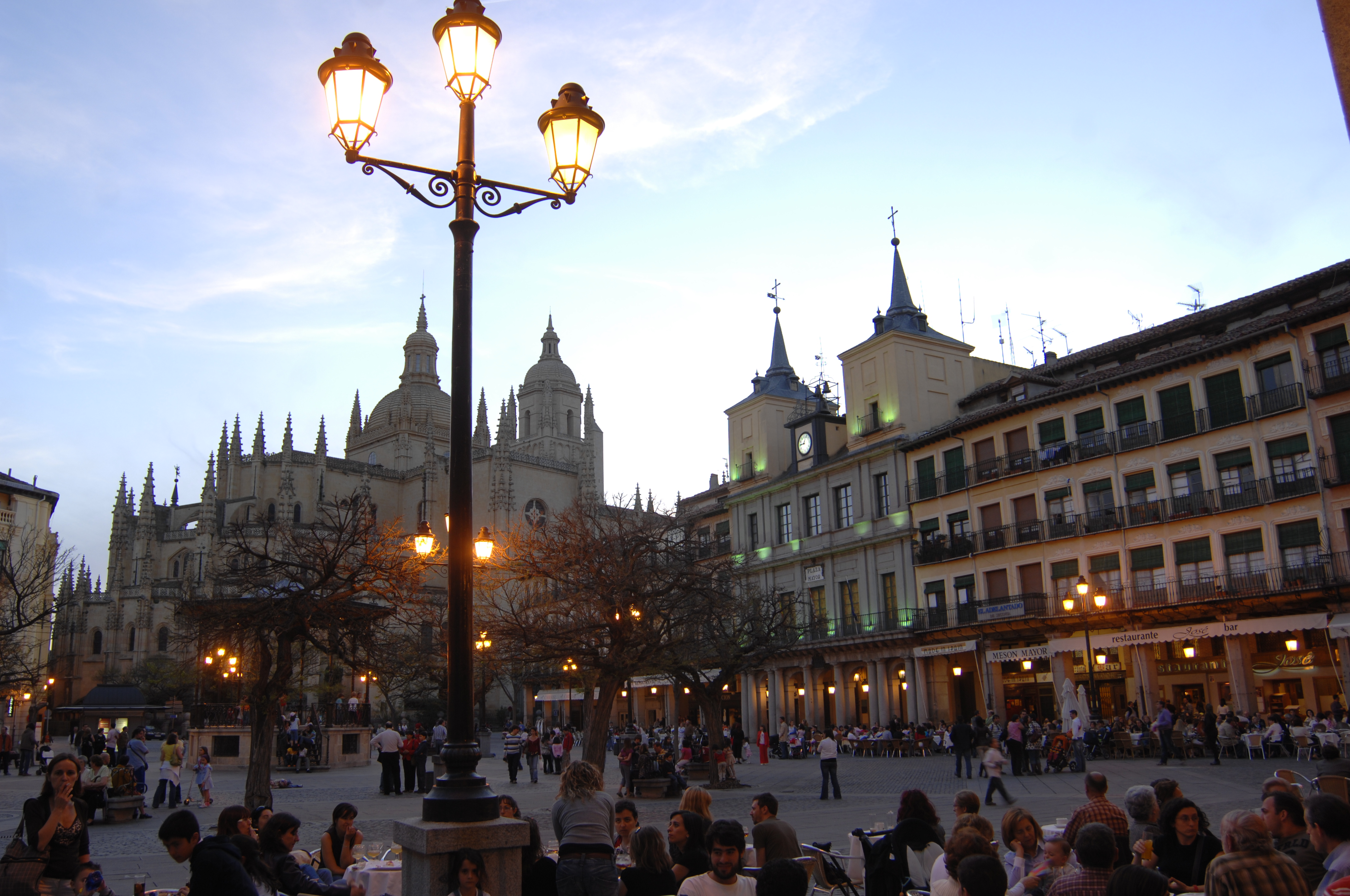 Ayuntamiento. Foto: Turismo de Segovia. Ayuntamiento. Foto: Turismo de Segovia.