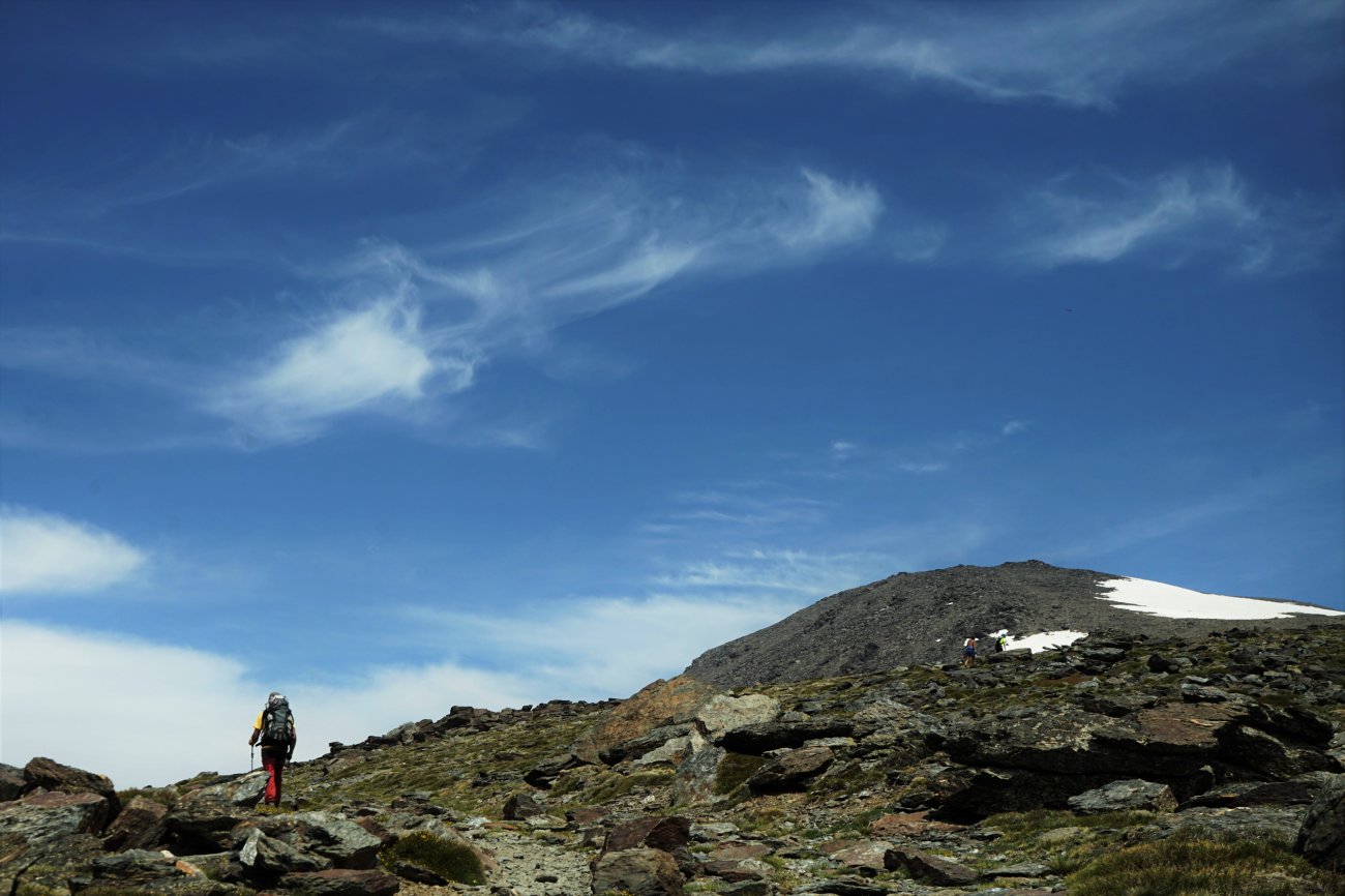 Ascenso al Mulhacén: Loma del Mulhacén Ascenso al Mulhacén: Loma del Mulhacén