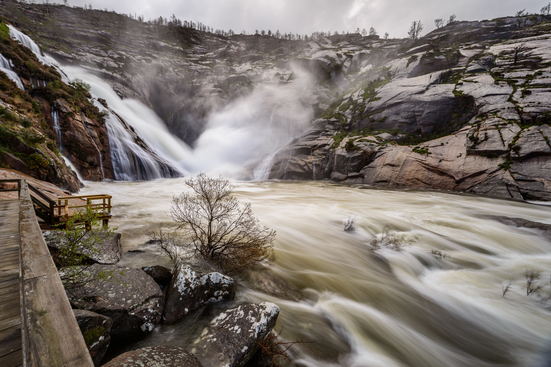La impresionante Fervenza do Ézaro. Foto: shutterstock. La impresionante Fervenza do Ézaro. Foto: shutterstock.