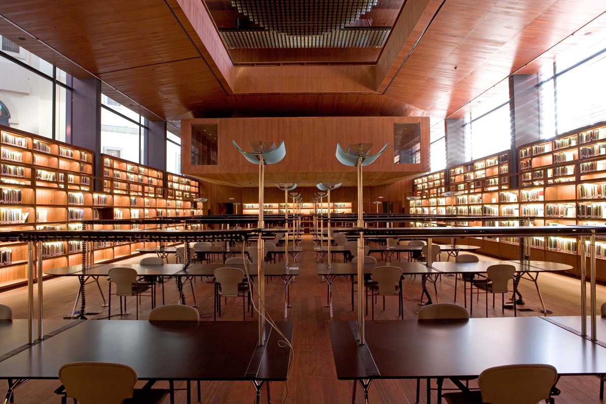 La biblioteca del Museo Reina Sofía, en el Edificio Nouvel. Foto: Joaquín Cortés/Román Lores La biblioteca del Museo Reina Sofía, en el Edificio Nouvel. Foto: Joaquín Cortés/Román Lores