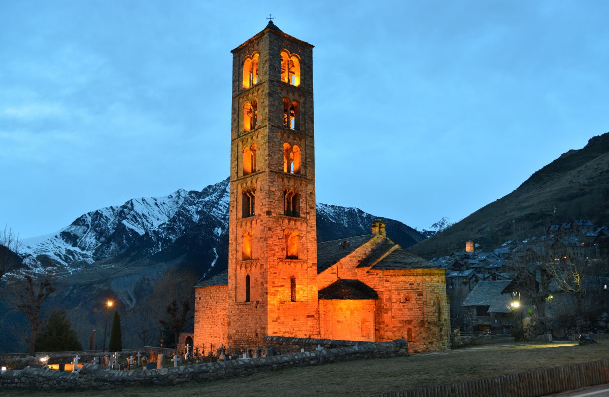 En Tahüll, en el Valle de Boí, se encuentra la iglesia de San Vicente. Foto: Alfredo Merino. En Tahüll, en el Valle de Boí, se encuentra la iglesia de San Vicente. Foto: Alfredo Merino.