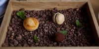 Uno de los momentos más dulces. Restaurante Eme Be Garrote Grill: Para acompañar el café. Foto: Garikoitz Díaz