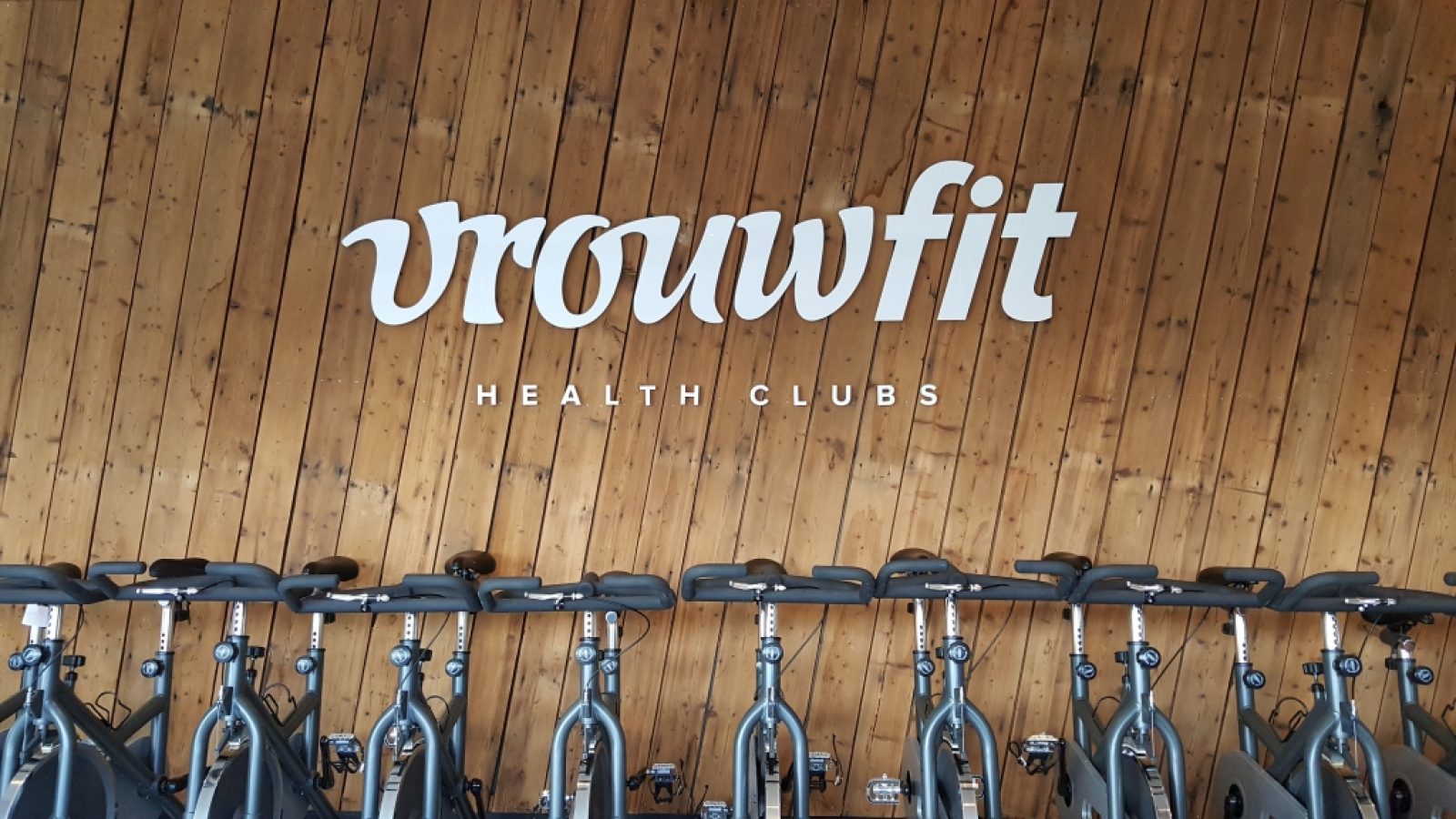 Vrouwfit medewerker