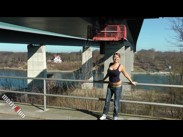 Der Lenz ist DAAA! Public Nude!