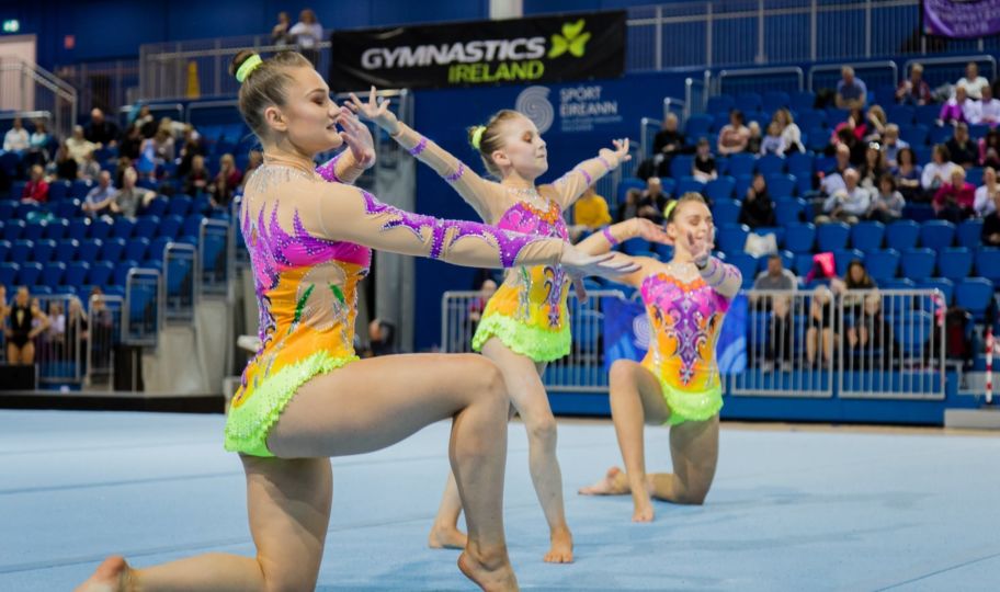 Acro
