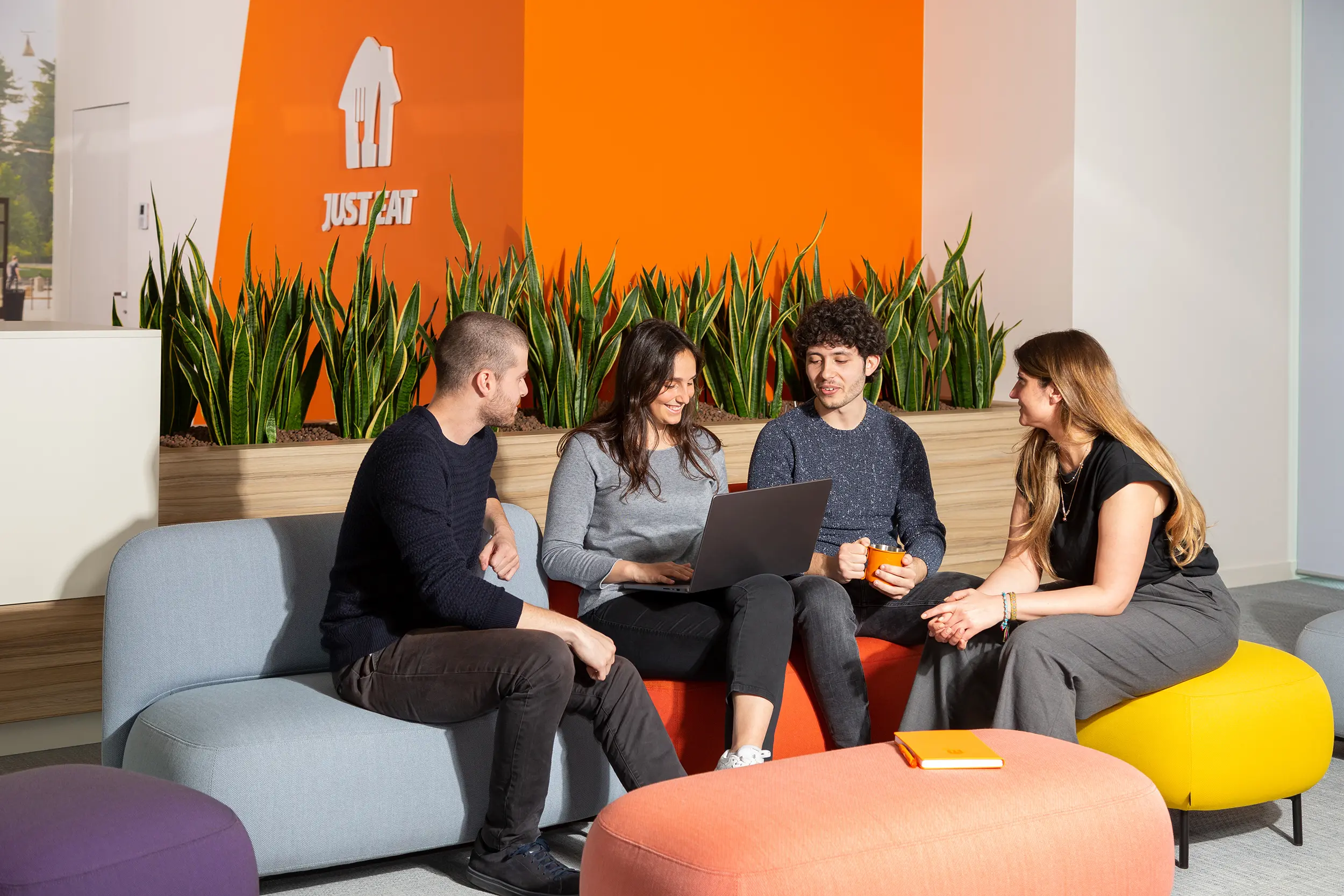 Header gallery image 1