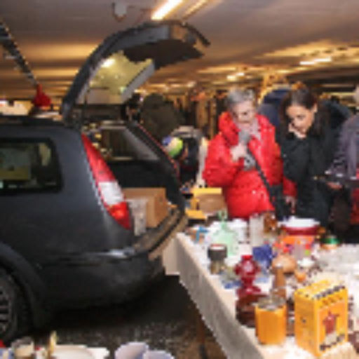 Bakluckeloppis på Vänersborgs torg