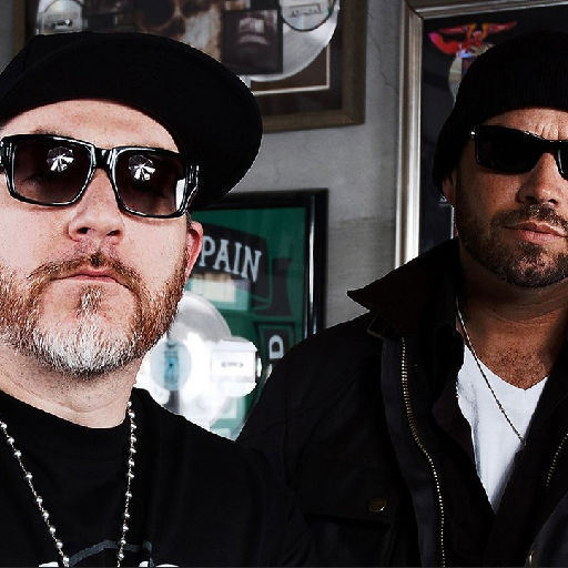 House of Pain (US), support: Tjuvjakt