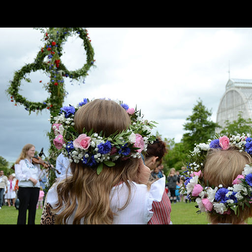 Midsommarfirande i Trädgårdsföreningen