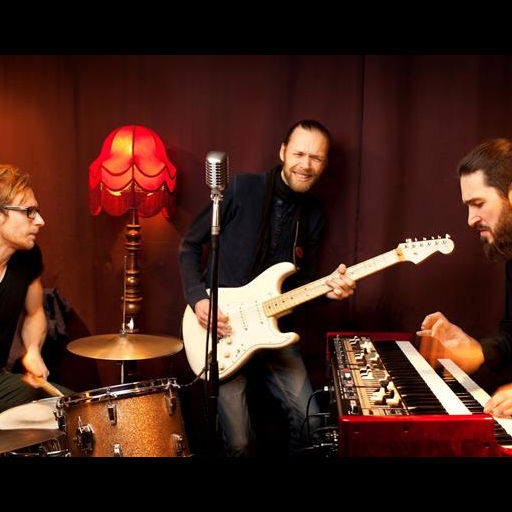 MELLANDAGSBLUES MED AUNT NANCY