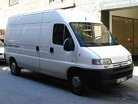 pakettiauto