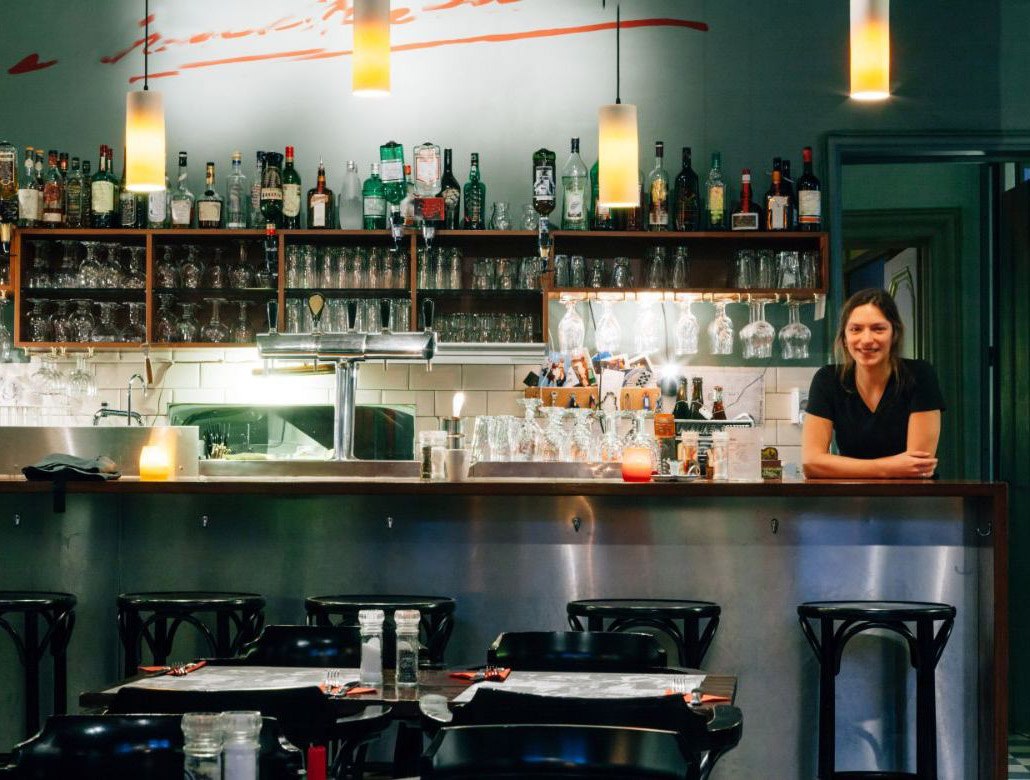 bar