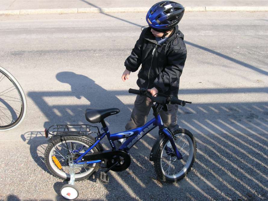 Jag har fått en ny cykel, den vill jag prova.