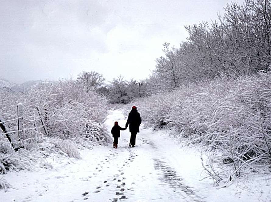 i februari leker vi i snön.