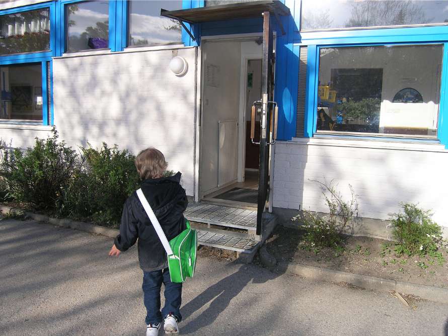 Vi hittar rätt dörr.