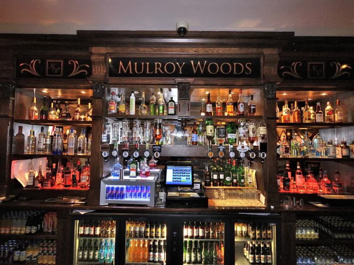 MULROY WOODS HOTEL