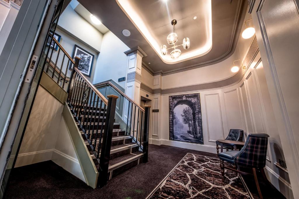 Walled City Hotel
