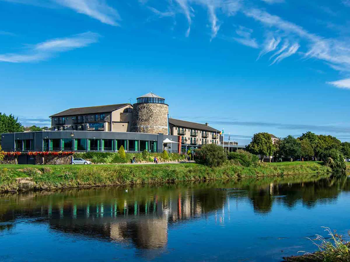 Riverside Park Hotel & Leisure