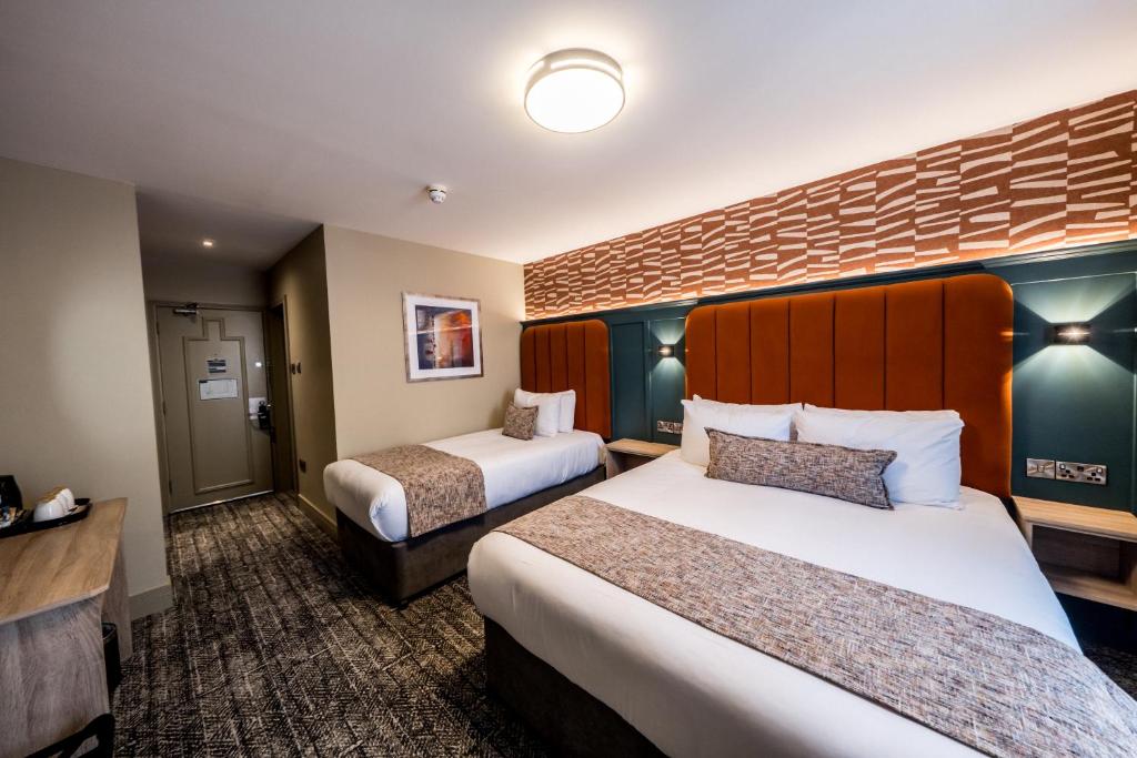 THE MAIDEN CITY HOTEL