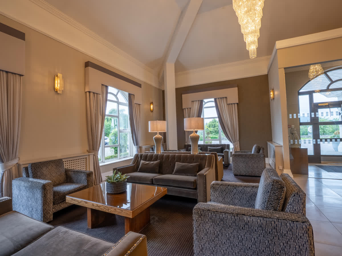Killarney Oaks Hotel