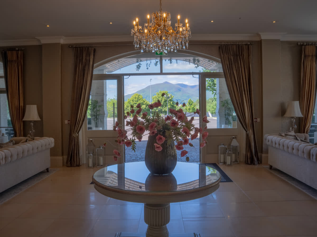 Killarney Oaks Hotel