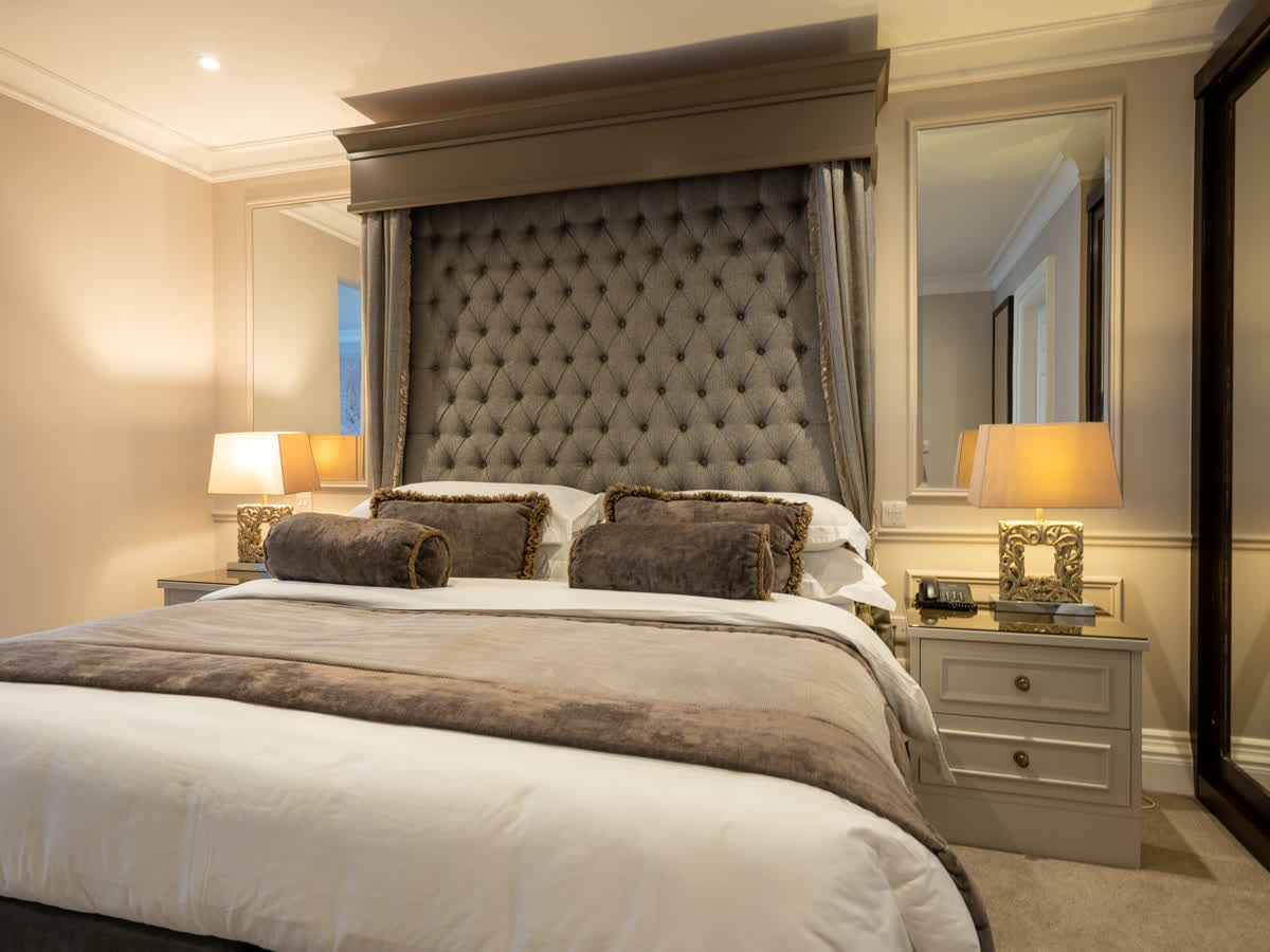 Killarney Oaks Hotel