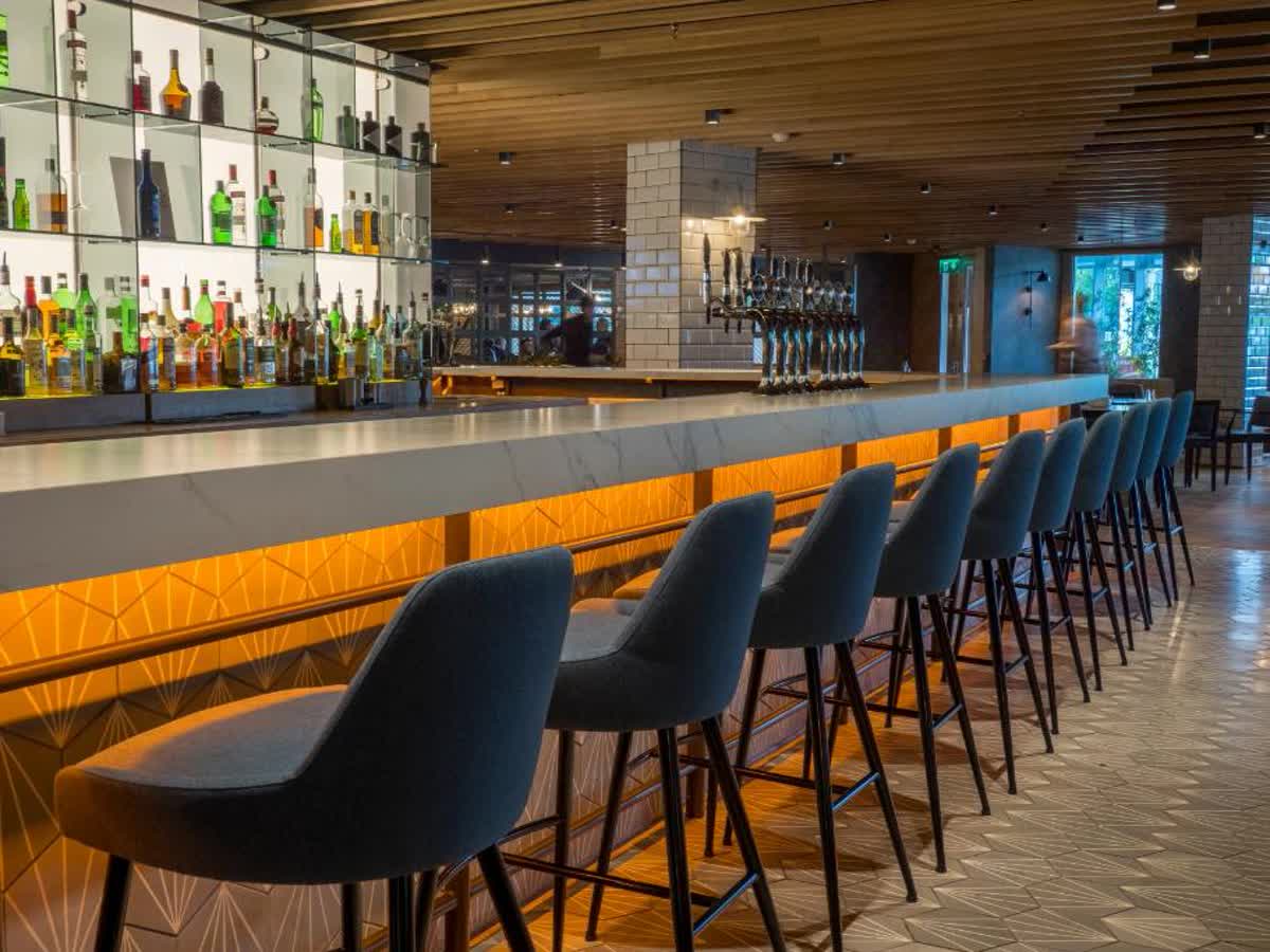 Irish Mini Breaks PILLO HOTEL ASHBOURNE. Hotels in Co. Meath