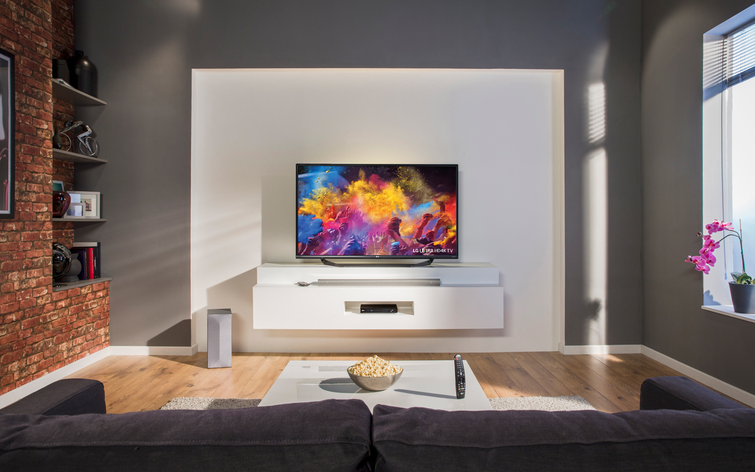 UF770V