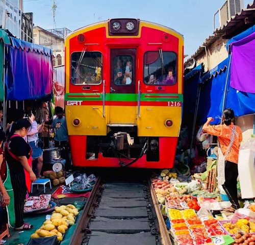 Maeklong Railway Markt Maeklong Railway Markt